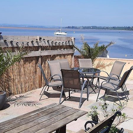 Driftwood Villa Ексмут Екстериор снимка